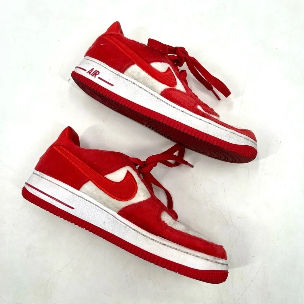 Nike item good